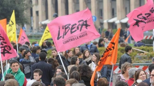 Manifestazione in piazza dell'associazione LIBERA